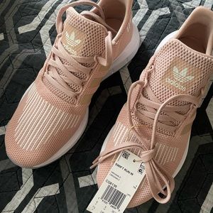 Adidas Swift Run W Sneakers